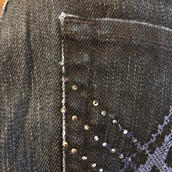 “A” pocket flare dark wash size 28 - Picture 5 of 5